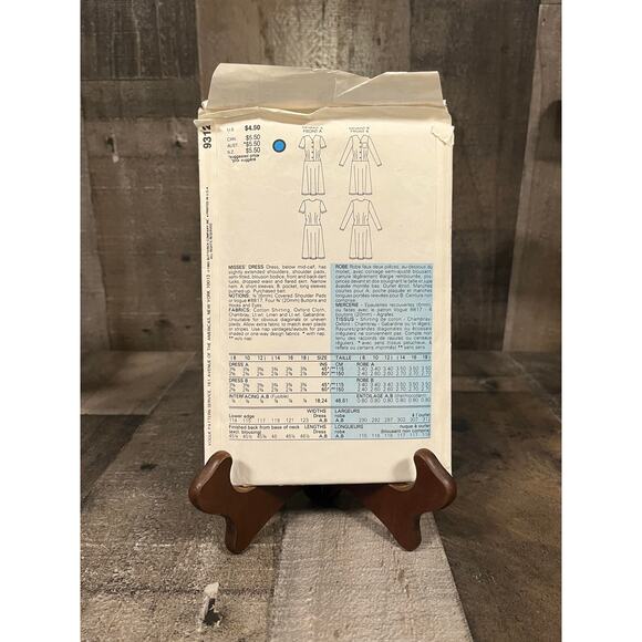 Very Easy Very Vogue 9312 Vintage Dress Pattern - Picture 3 of 7